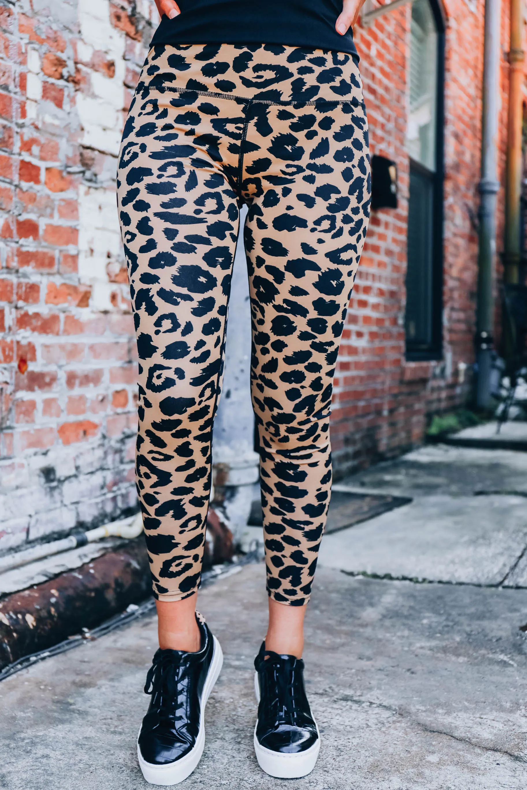 Bringin' It Leopard Leggings - Brown