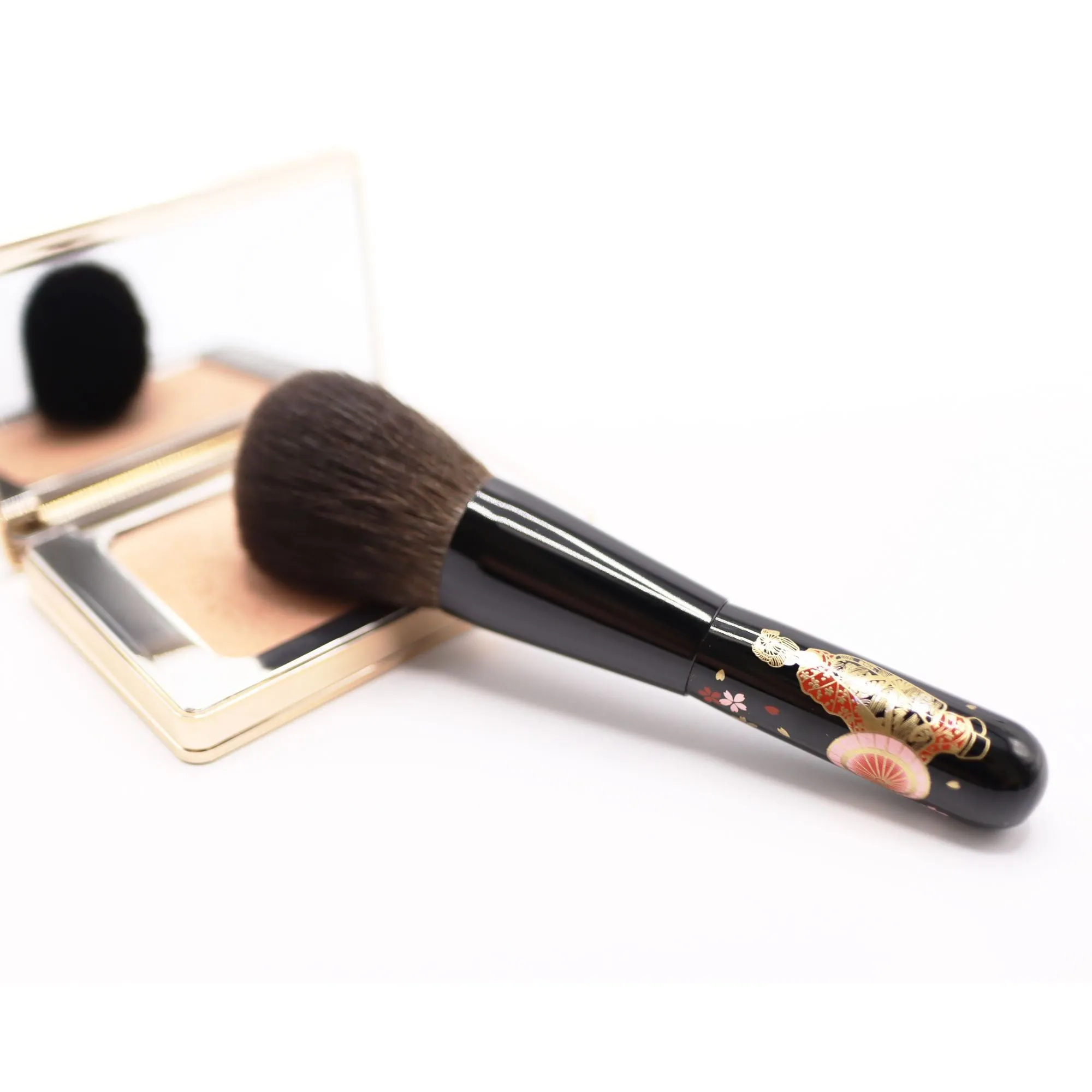 Eihodo 'Maiko' 舞妓 Powder Brush, Makie Series