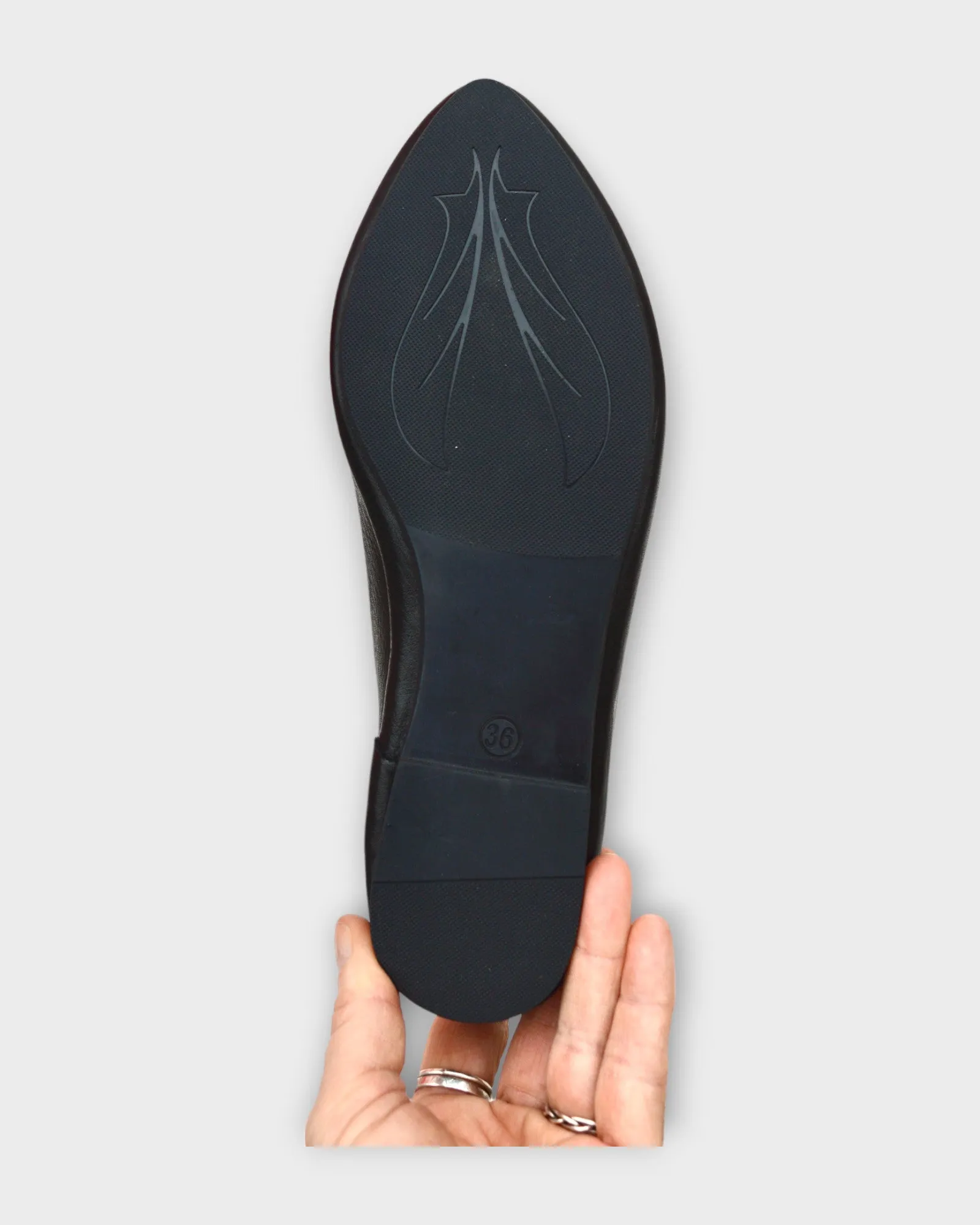 Everly Laguna-02 Size 37 only
