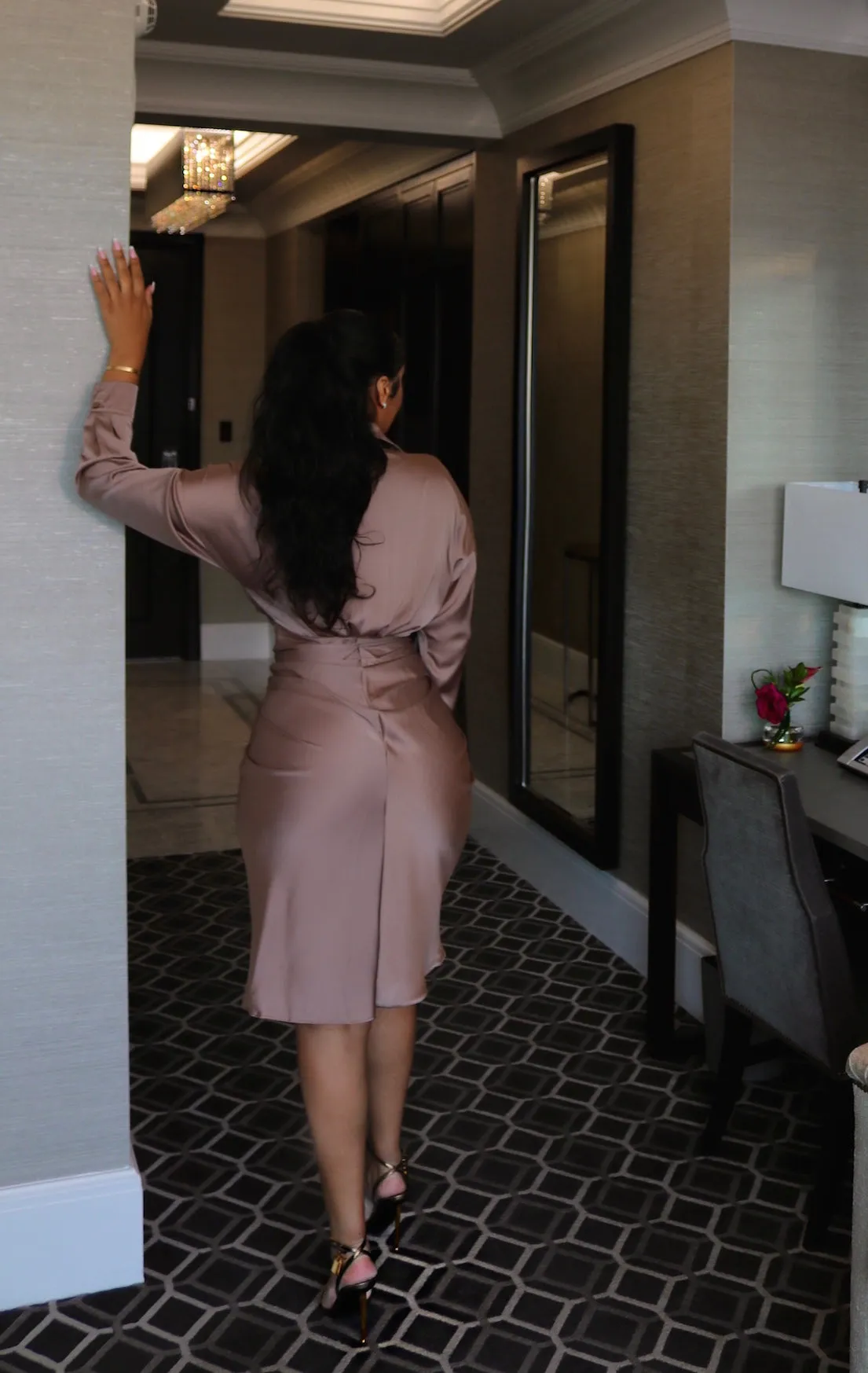 Falling for You Midi Dress | Taupe