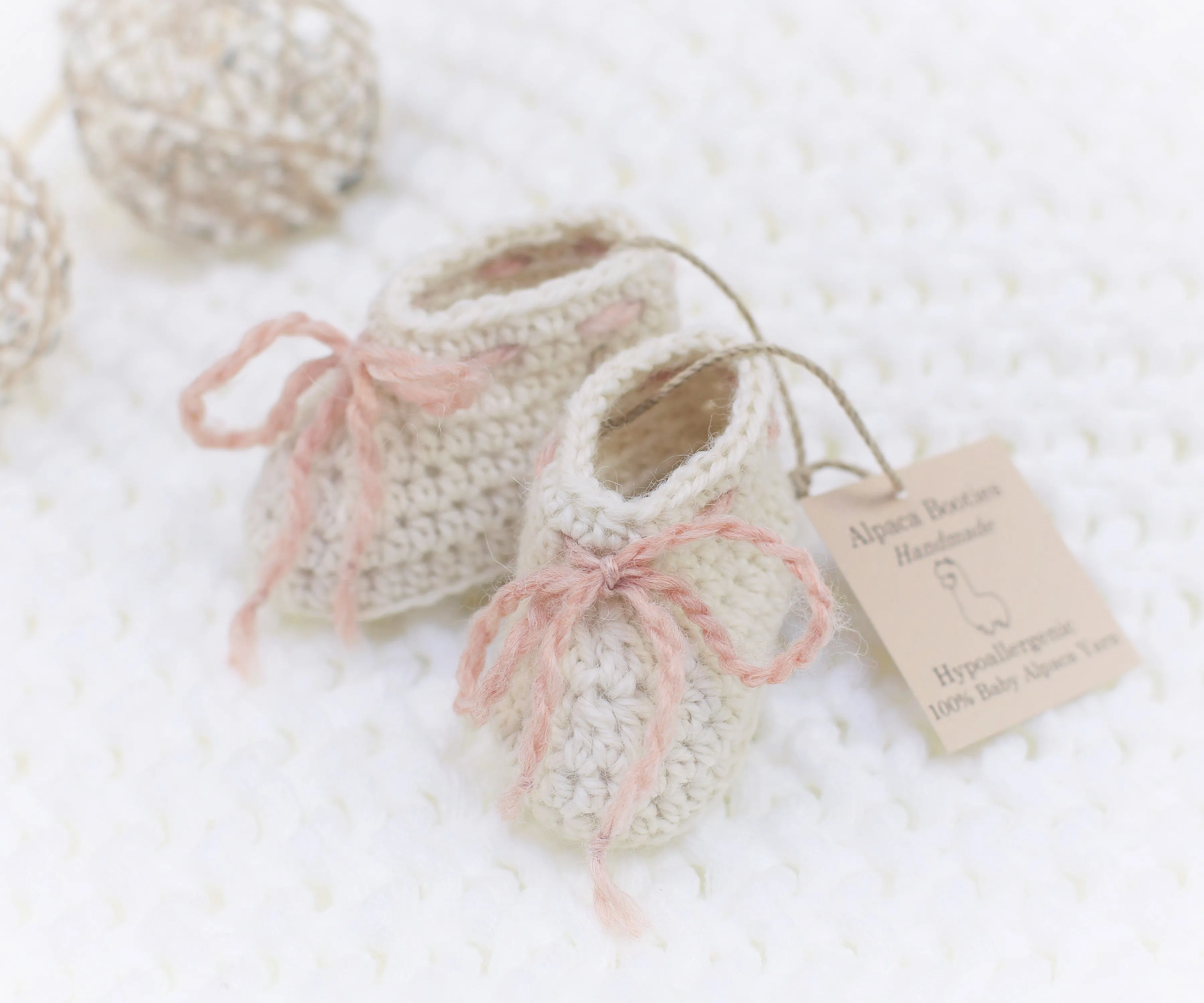 Flamingo | Organic Baby Gift Basket 7pcs | Baby Girl
