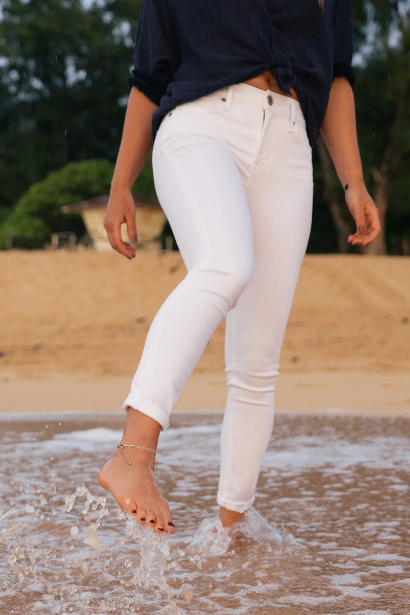 High-Rise Skinny - White
