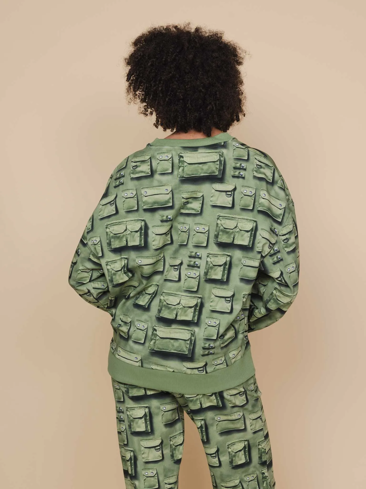 In The Pocket Sweater en Broek set Unisex