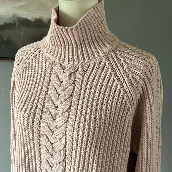 Lululemon Bring The Cozy Turtleneck Sweater in Misty Pink