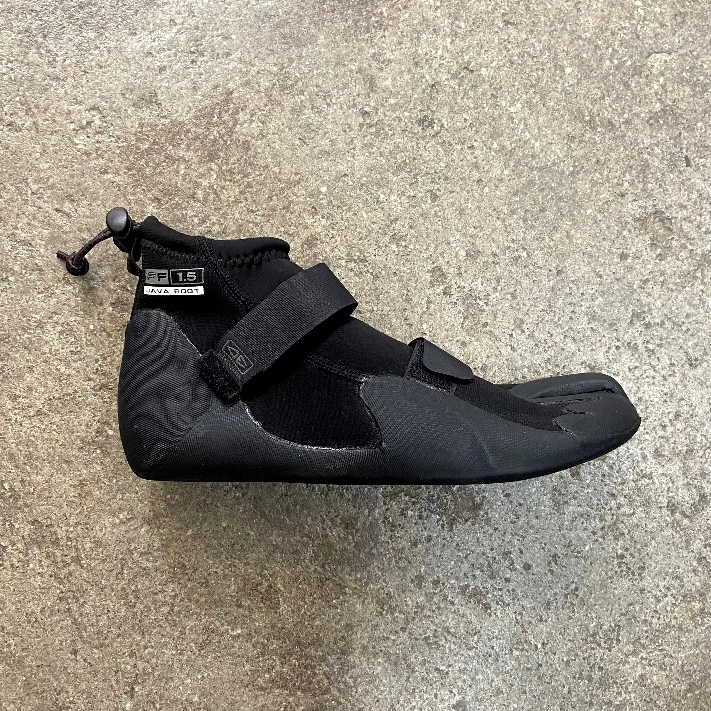 OCEAN & EARTH   JAVA SPLIT TOE BOOTIE  1.5MM
