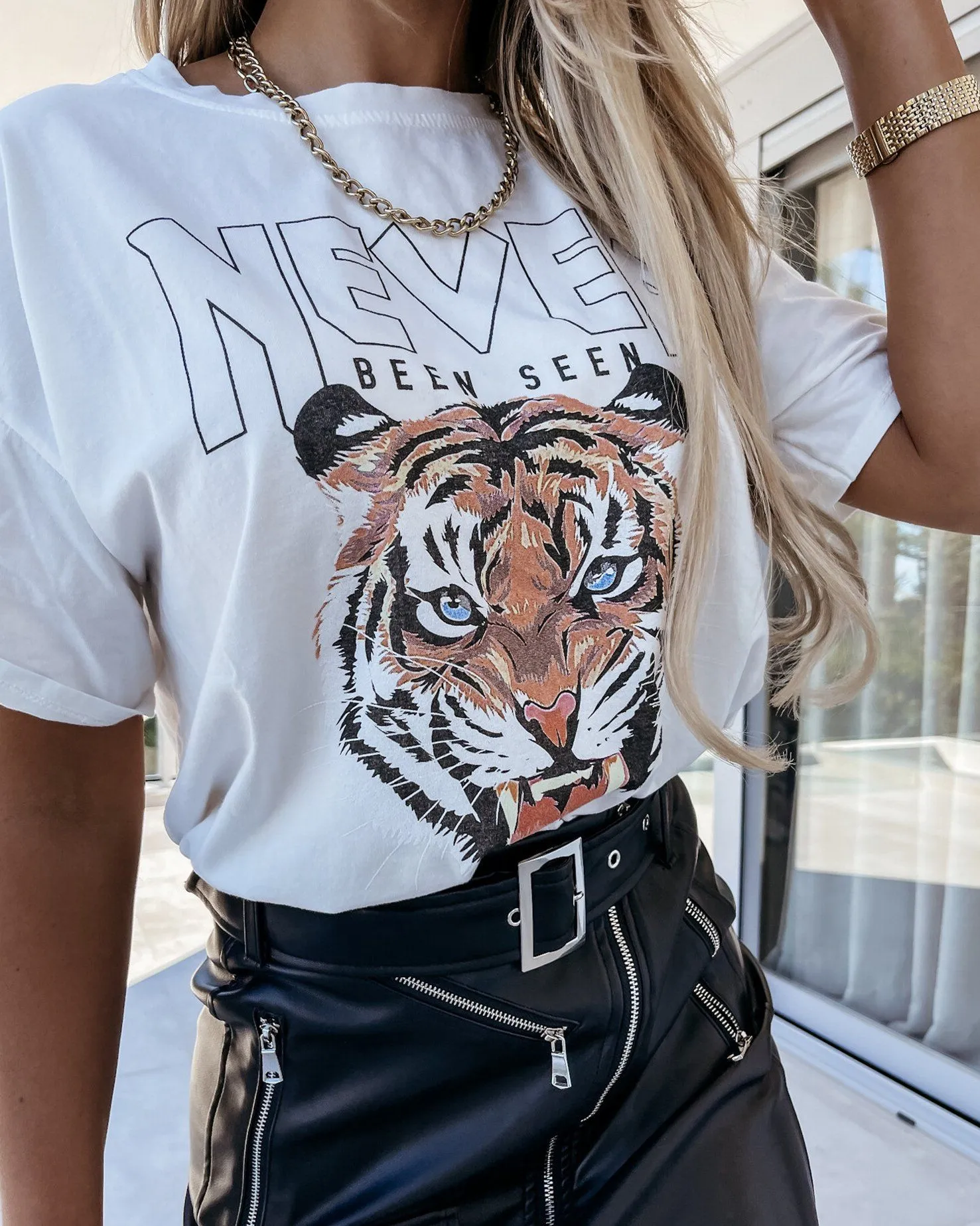 To Be Tiger Letter Printed Cozy T-shirt - White