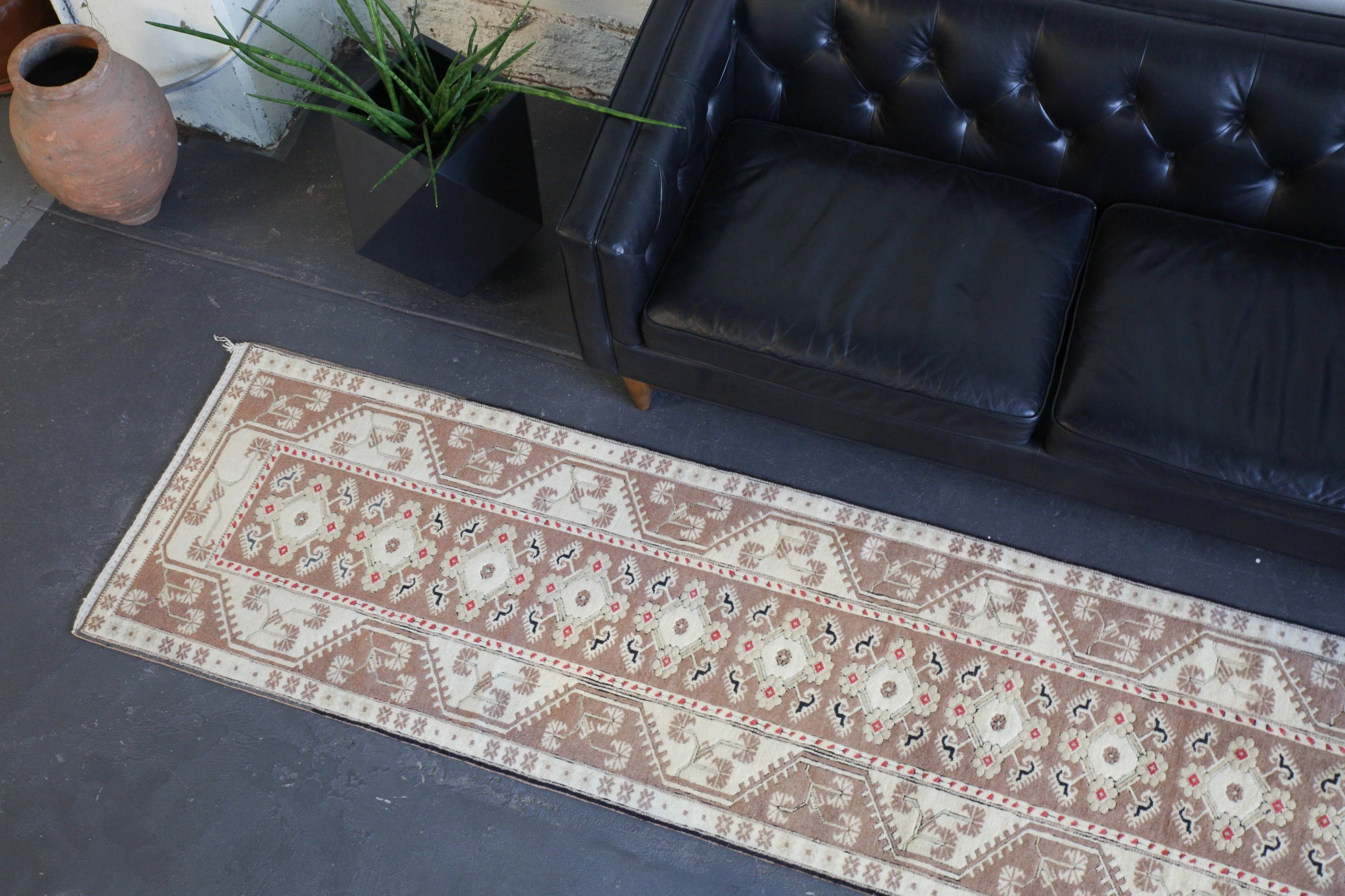Vintage Milas Runner Rug 2'9"x12'9"
