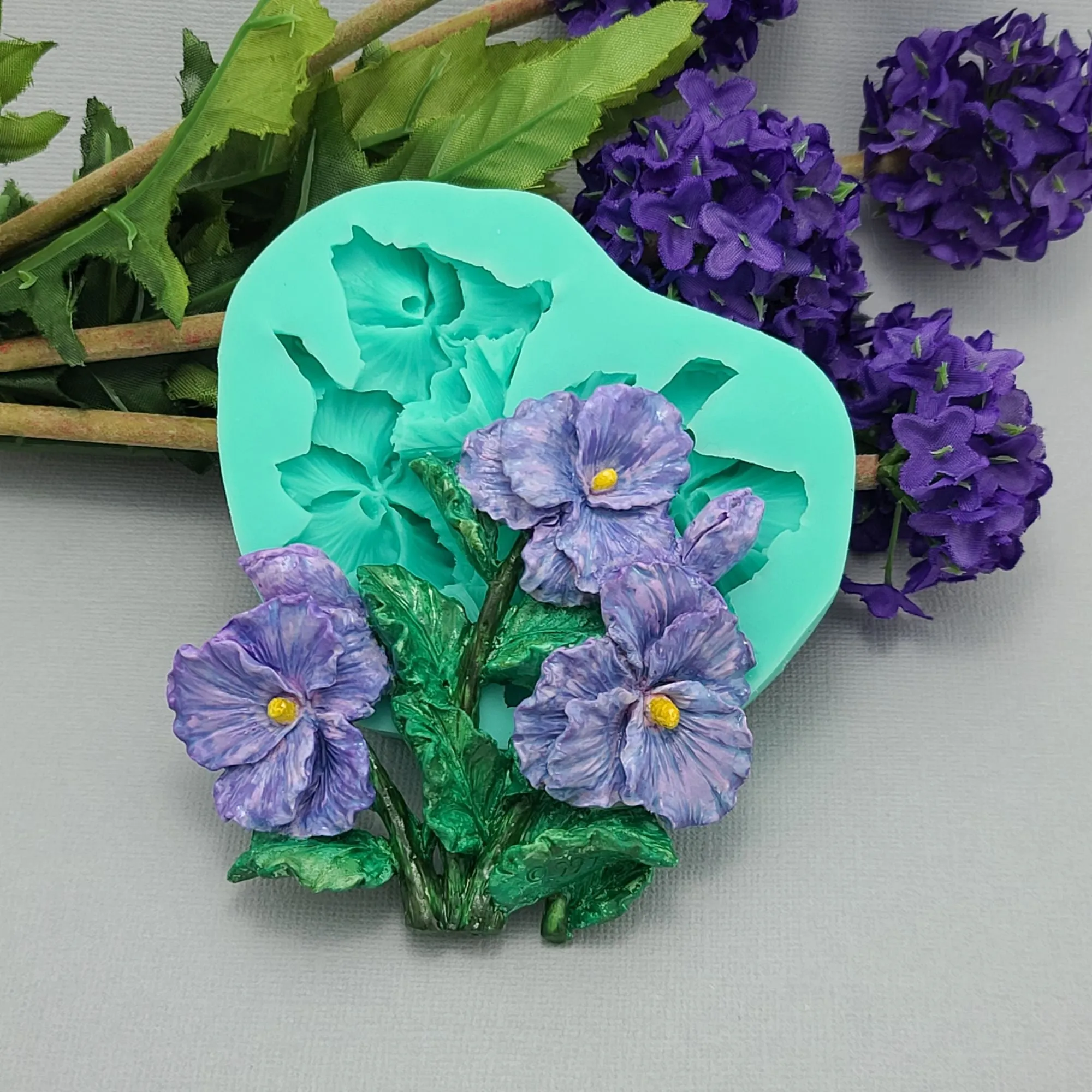 Viola Flower Silicone Mold Cake Decorating Tool for Crafts, Resin,Polymer Clay.