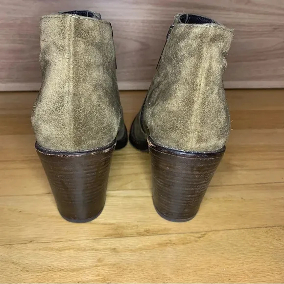 Women's Aquatalia Loren Bootie - Size 6 M