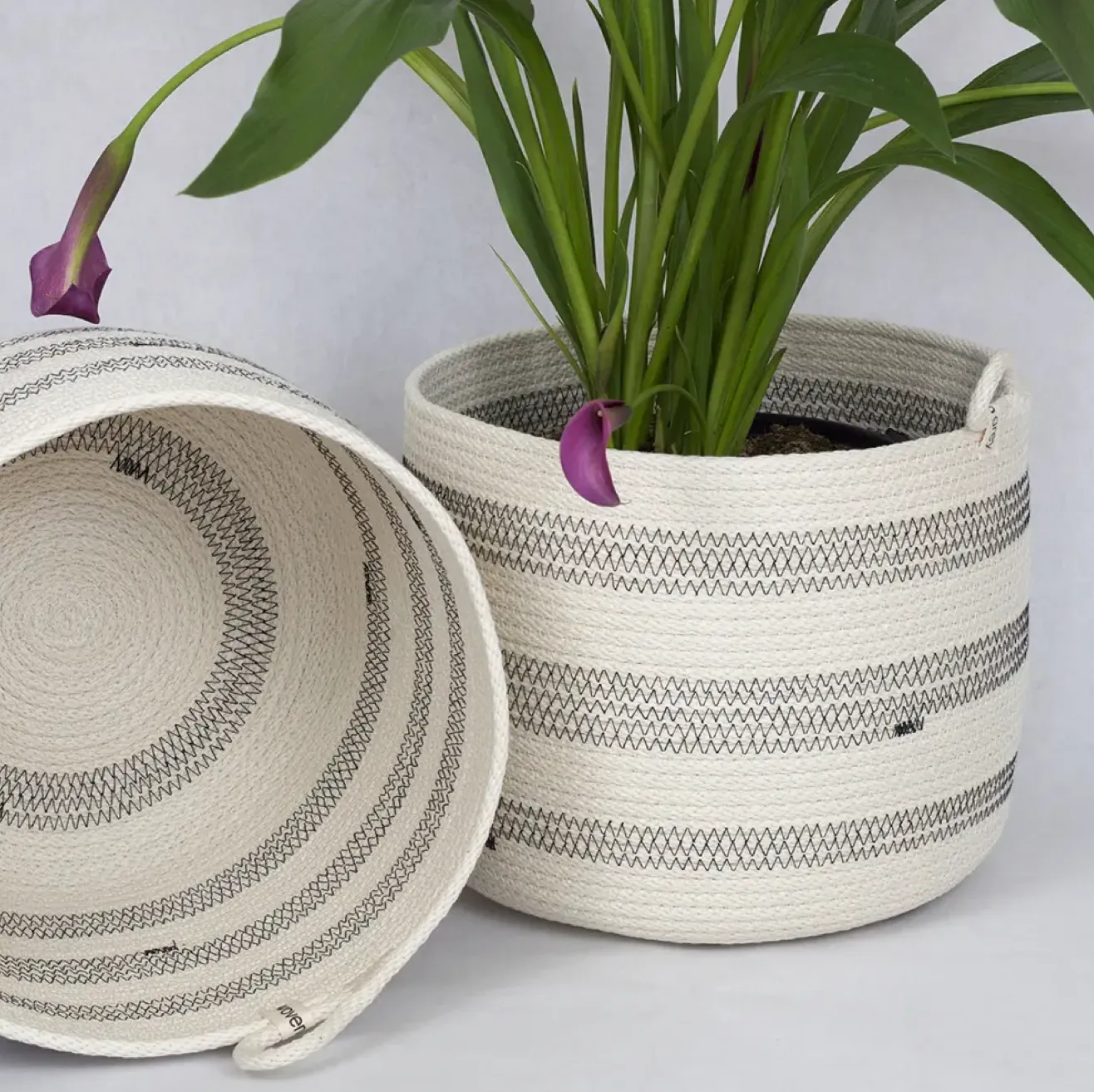 Woven Rope Basket Bucket