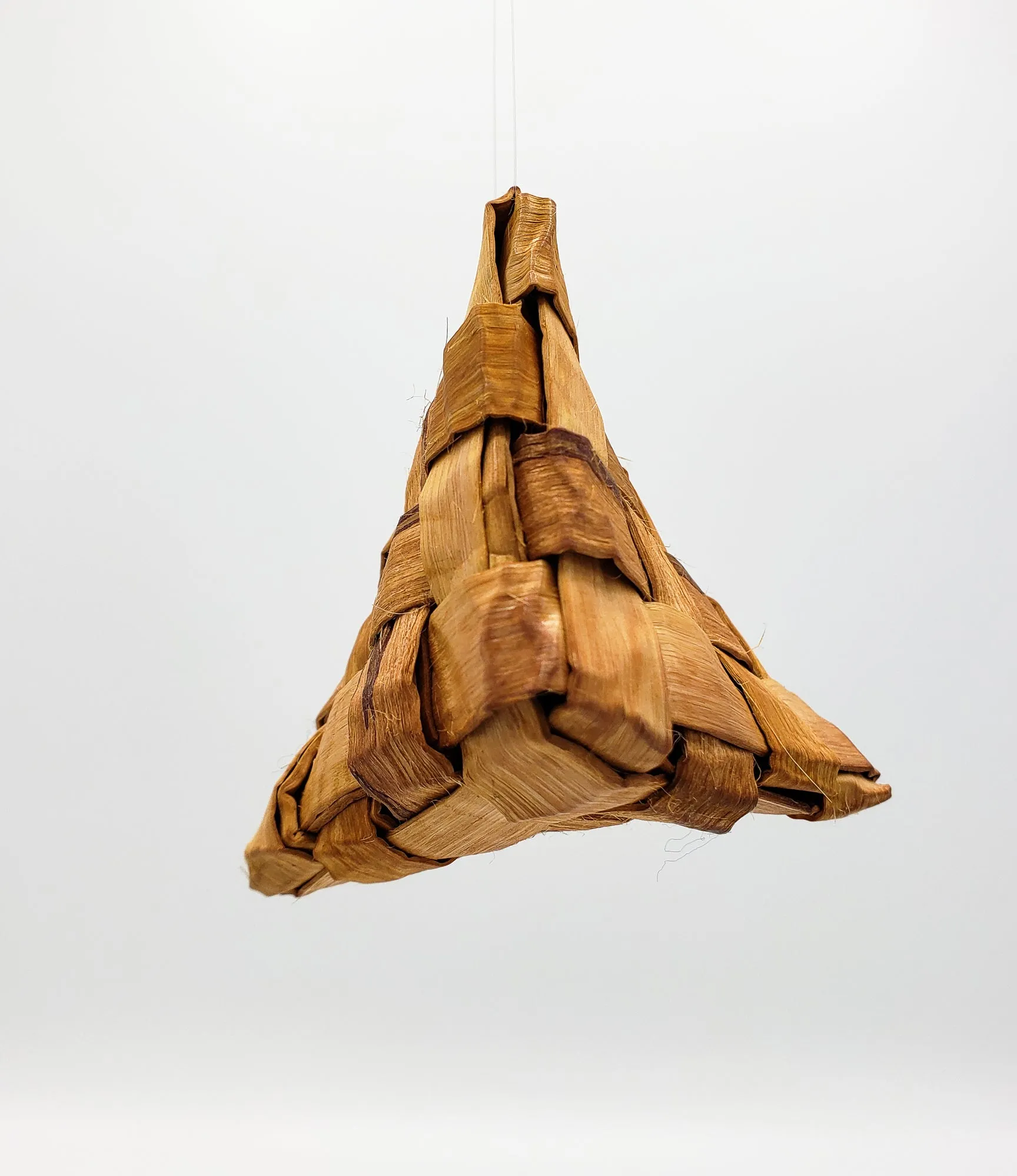 Woven Triangle Ornament 40